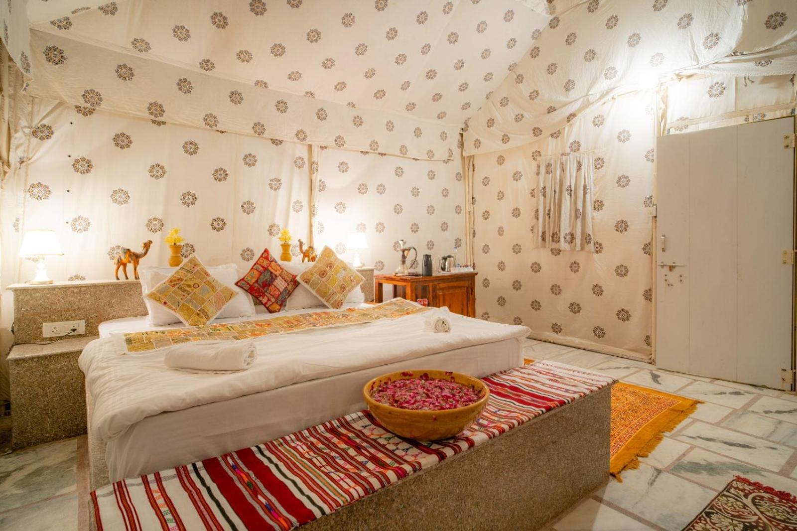 Khamma Ghani Resort With Pool Джайсалмер Екстериор снимка